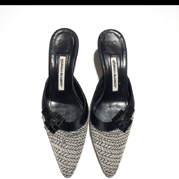 Manolos Blahnik pointy kitten heels - Picture 4 of 4